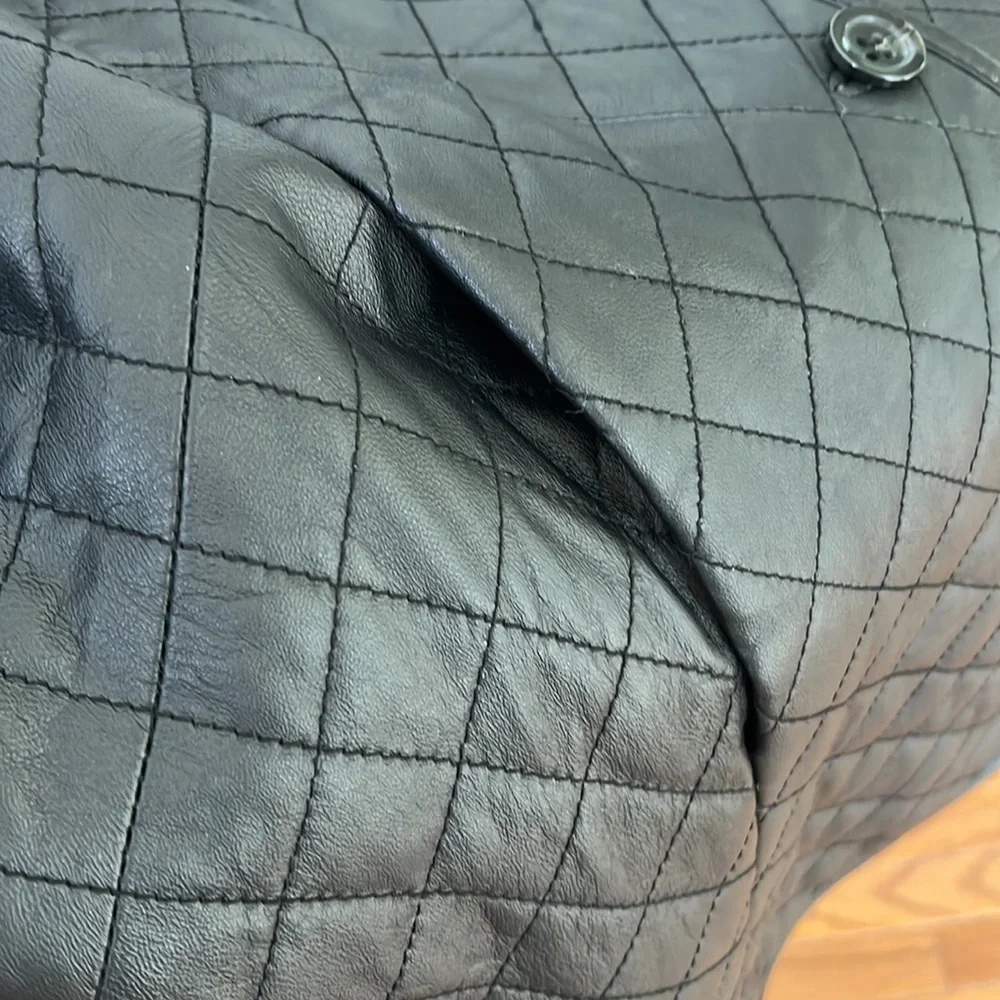 NEIMAN MARCUS quilted jacket - Picture 6 of 13